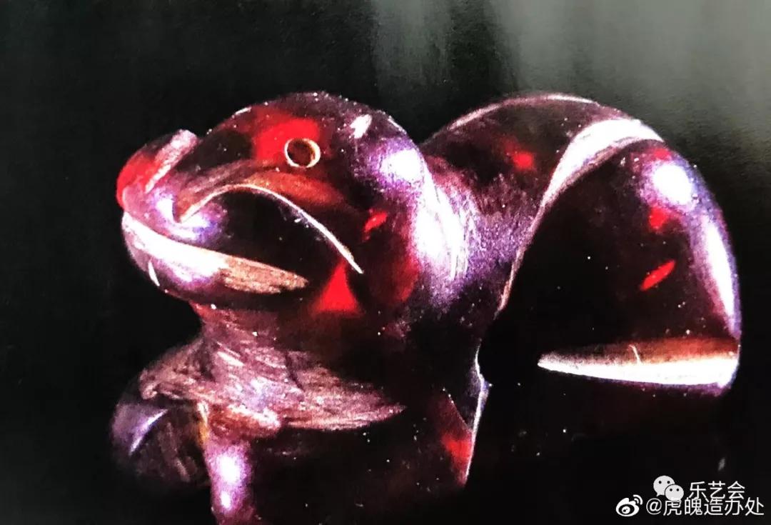 琥珀虎形饰▲江西南昌西汉海昏侯墓园五号墓—刘贺嗣子刘充国墓出土