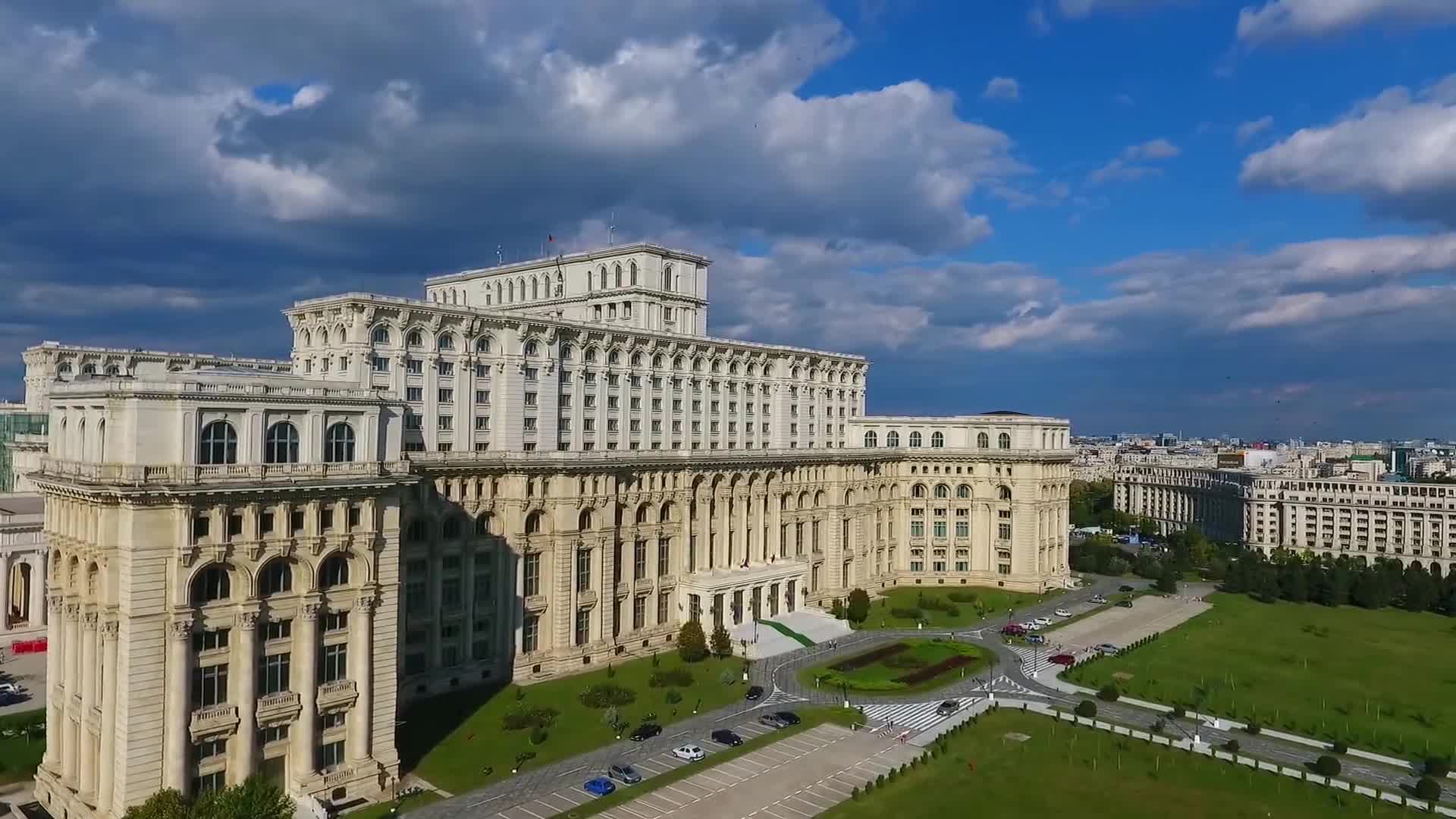 最奢华政府大楼:价值241亿每年电费超4千万,70%房间却空了20年