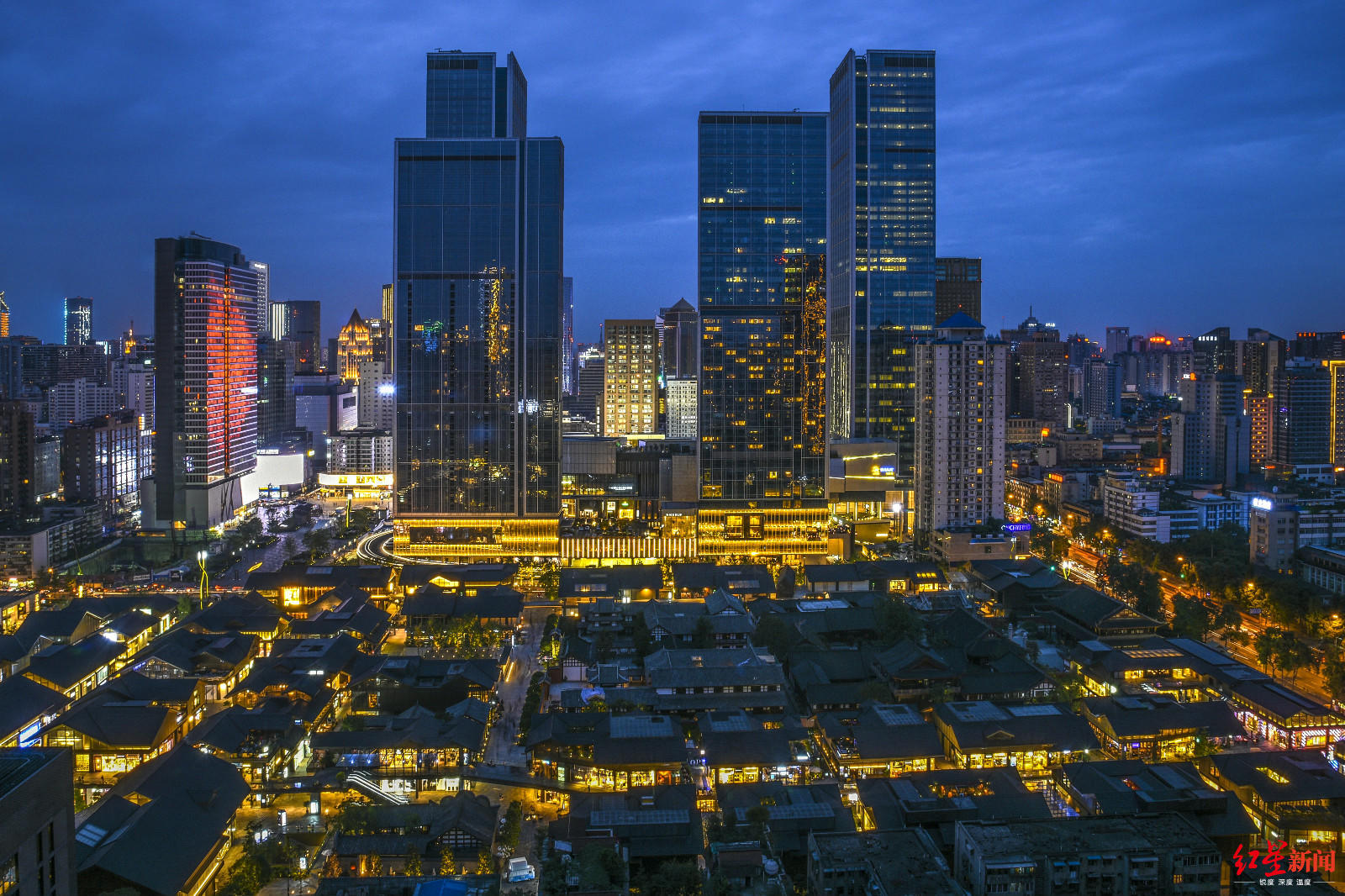 一部高楼进化史见证大城崛起路