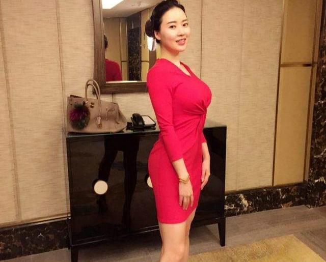 因刘强东事件火了的蒋婷婷晒国外生活照网友想不低调都难