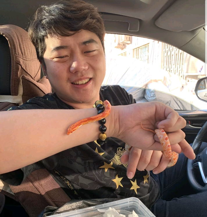 平台也不能给予永封的处罚,而在最近在斗鱼就有一位主播十分的嚣张,不