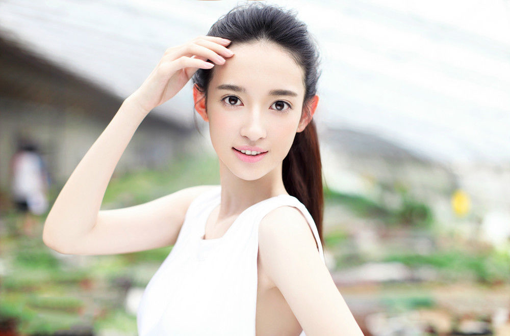 班淑传奇的闻喜公主95后警校校花新剧饰演滑雪教练