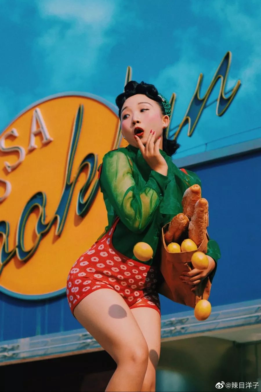 看了她才知道原来胖女孩也可以这么自信