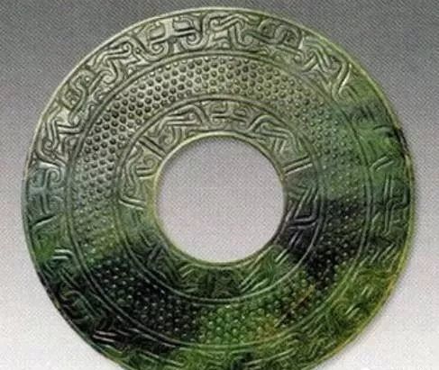 山东曲阜鲁国故城出土.玉璧.1977年出土于曲阜鲁国故城战国墓.