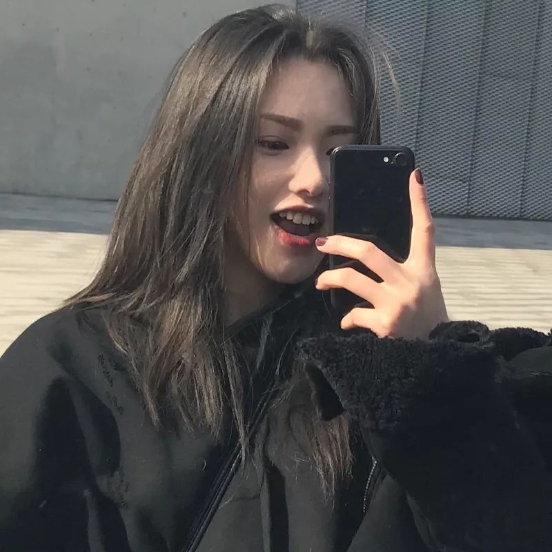 女生头像暗黑系女生头像