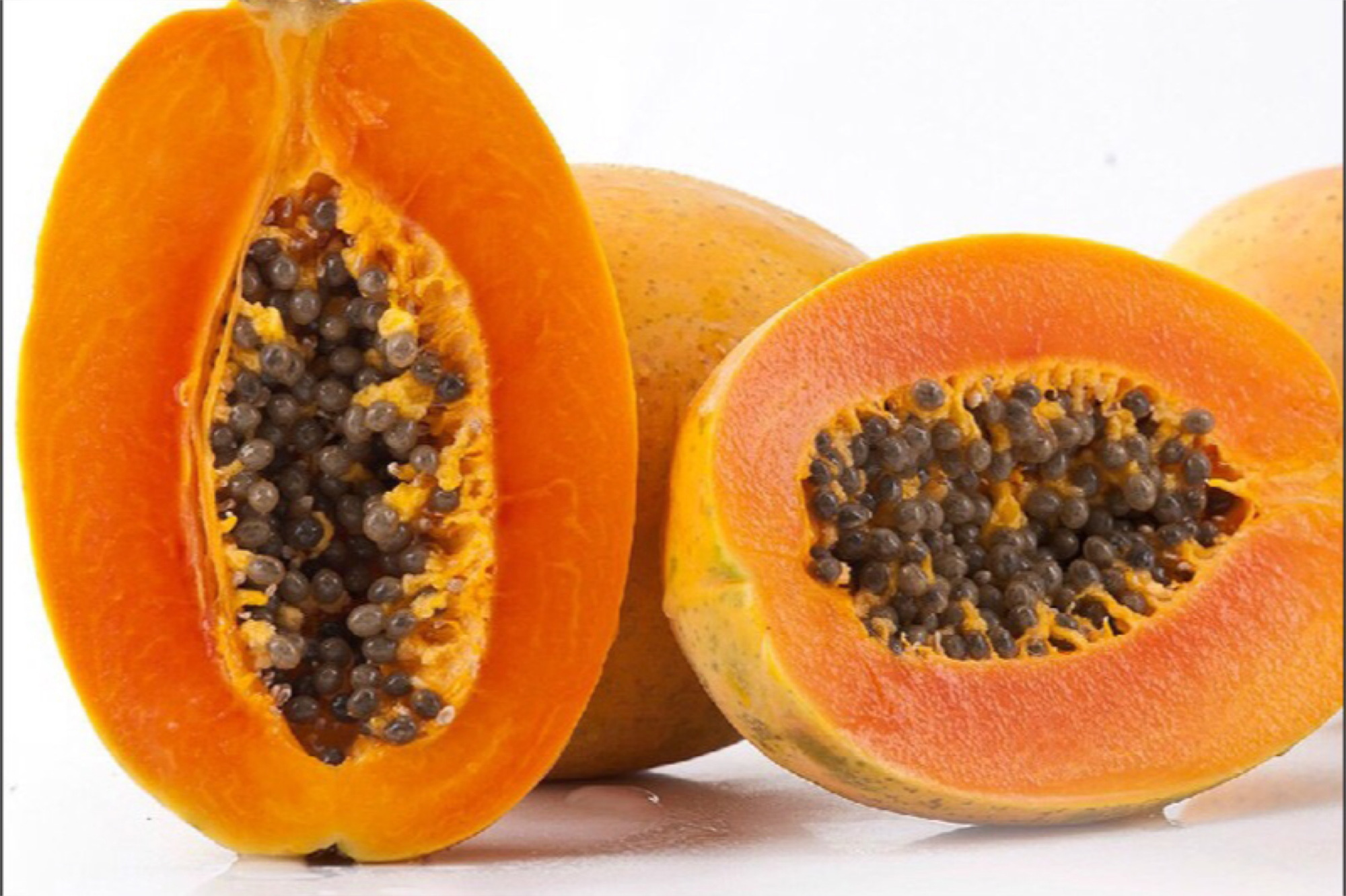 这种瓜味道甜美女人吃了不但能美白肌肤还能丰胸它就是木瓜