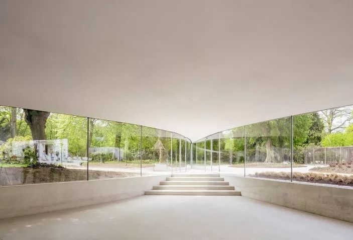 石上纯也丨轻使建筑自由