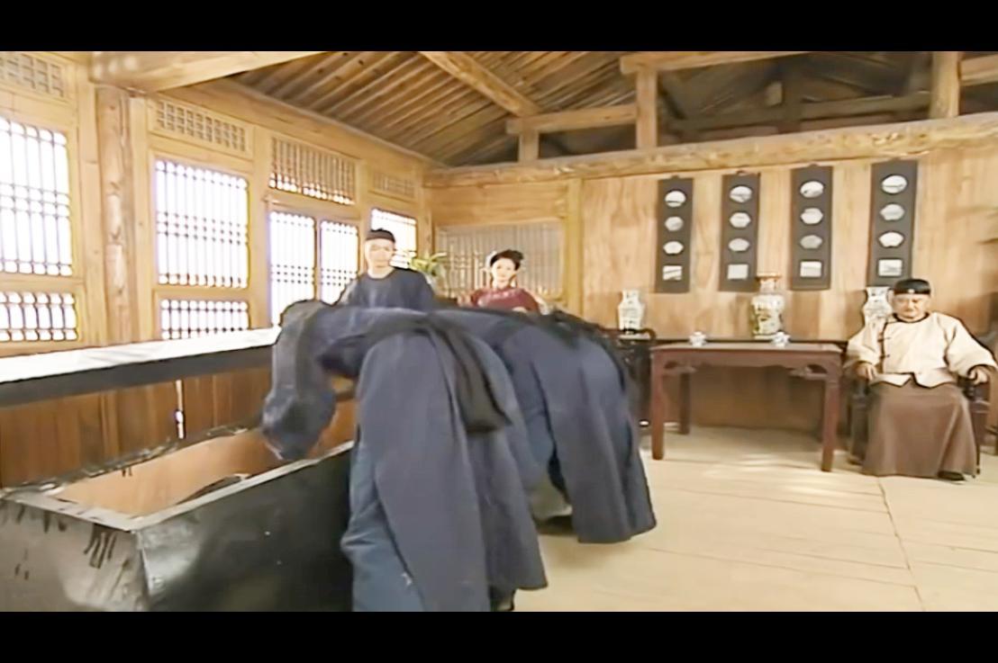 刘全伺候了和珅一辈子没想到最后竟被活活装到棺材和珅太狠了