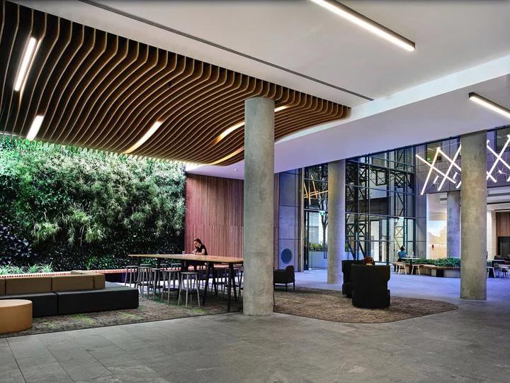 碧草芳菲墨尔本485latrobe双塔办公楼超大中庭设计欣赏