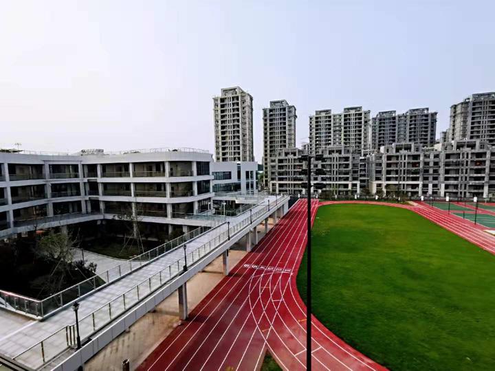 瓦房店市新启小学图片