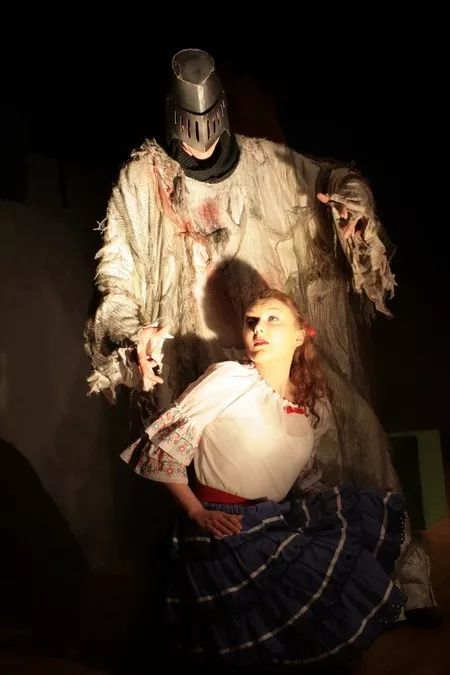 邀你参加鬼魂的盛宴看阿根廷作家的色彩与空间之谜