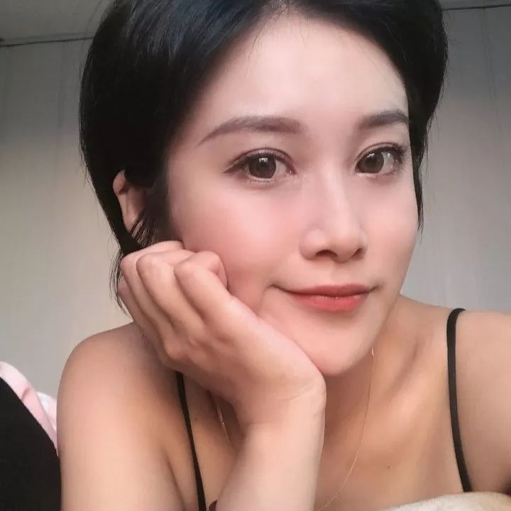 傅凯蒂更是战斗力拔群茅台厂的小哥哥也被她直接喝断片儿了不过最近