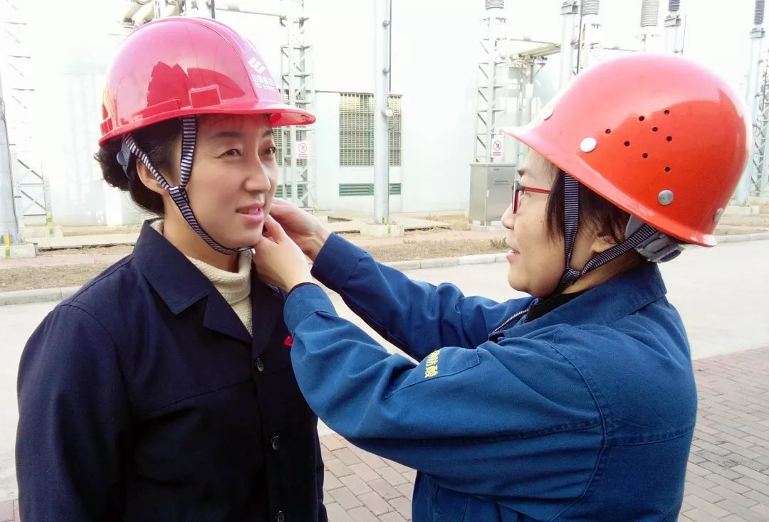 山钢日照公司的女工也太魅了吧