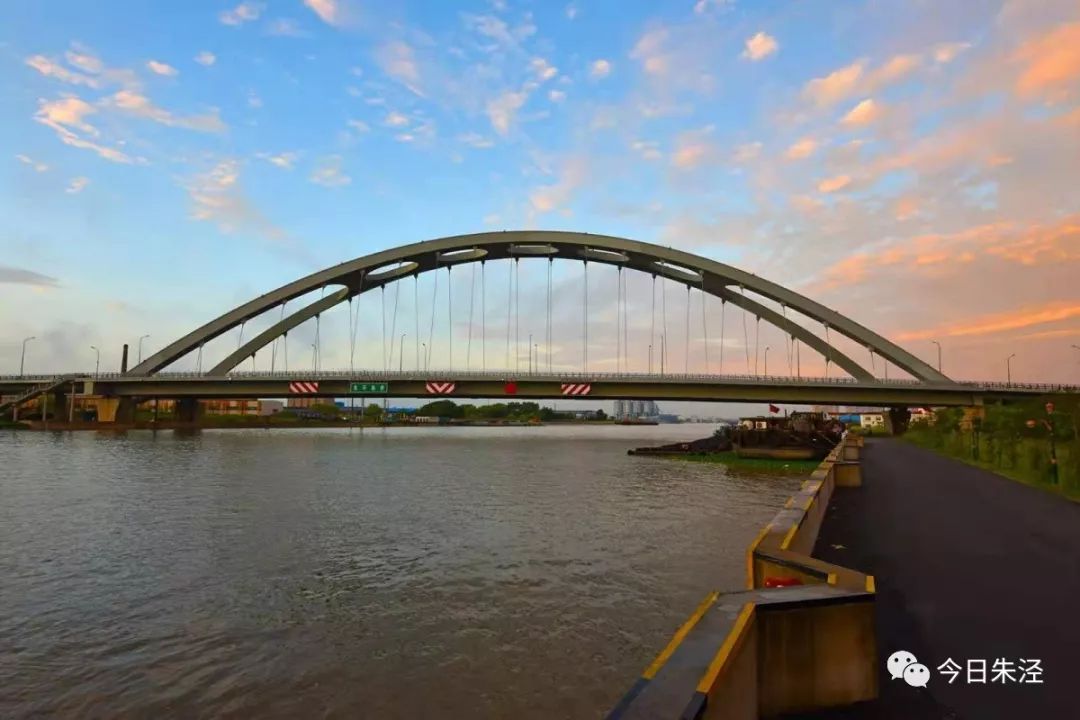 今天被刷屏了吗,紫金大桥试通车啦!