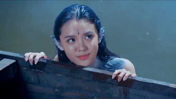 看似漂亮的姑娘其实是个鱼妖见人就吃