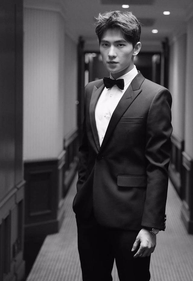 格林瑞西服定制夏日明星男友盘点西装与他们的故事