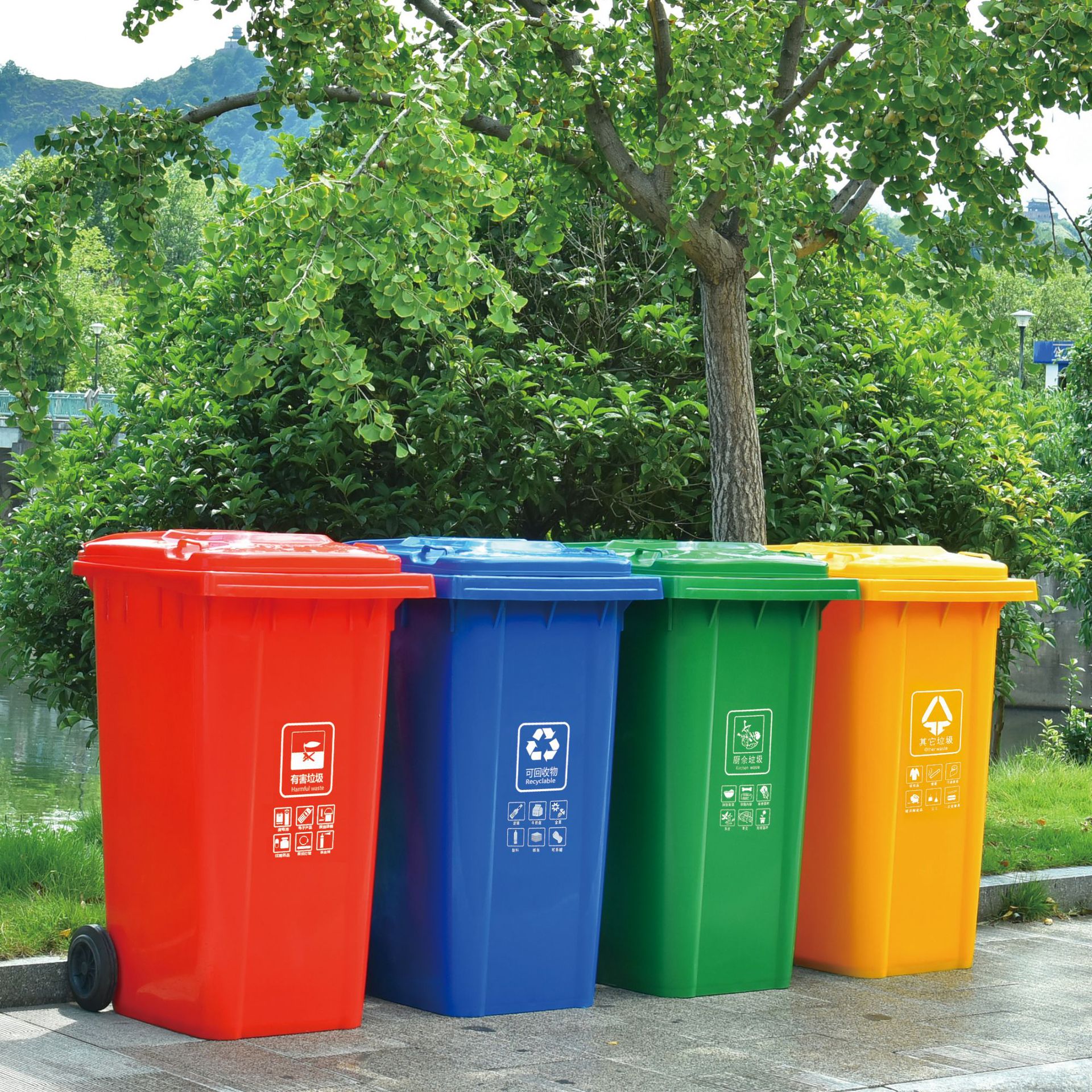 银川塑料垃圾桶图片