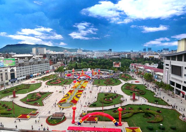 壮丽70年 奋斗新时代——70波澜壮阔 曲靖城乡建设成绩斐然_发展