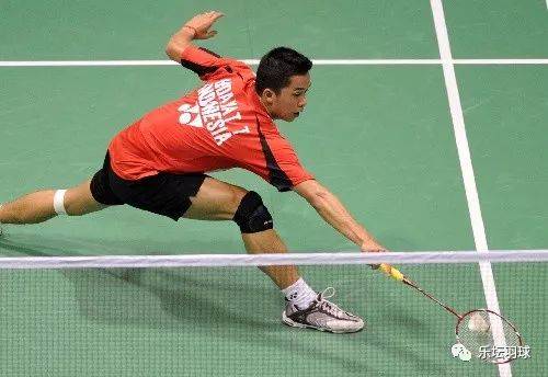 羽毛球基础技术:反手吊球!