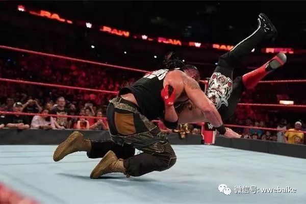 wwe黑羊要上位宣战环球冠军oc三人组惨遭毒打