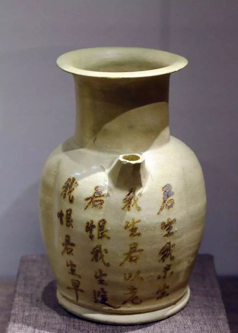 长沙窑代表作品长沙铜官窑是世界陶瓷釉下多彩的发源地.
