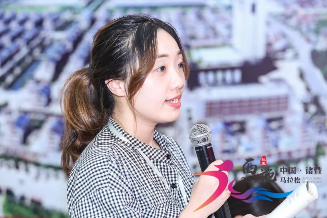 广电旅游局党组书记,局长何永钢,祥生地产集团副总裁陈灿均接受采访