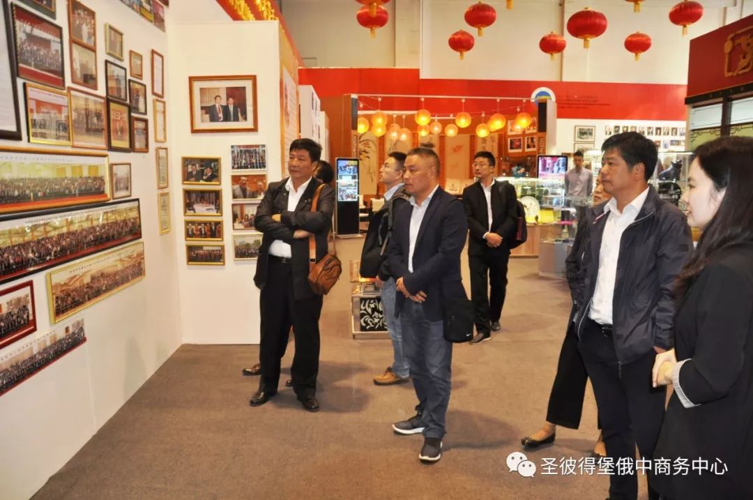 金华市金东区副区长叶春成率团访问俄中商务园