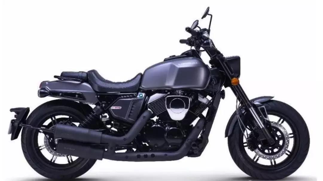 从实车外观方面,龙嘉v-bob走的依旧是美式巡航车路线,和以外的龙嘉