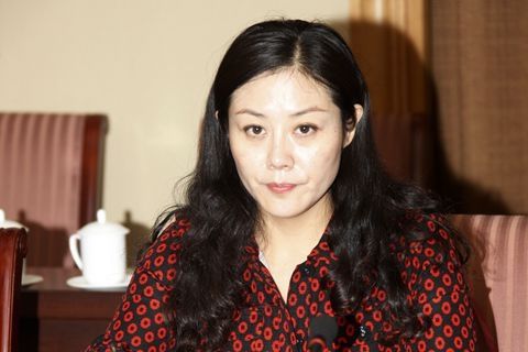 前女副市长受审:与前市委书记同涉"权色交易",职位每年一换_姜保红