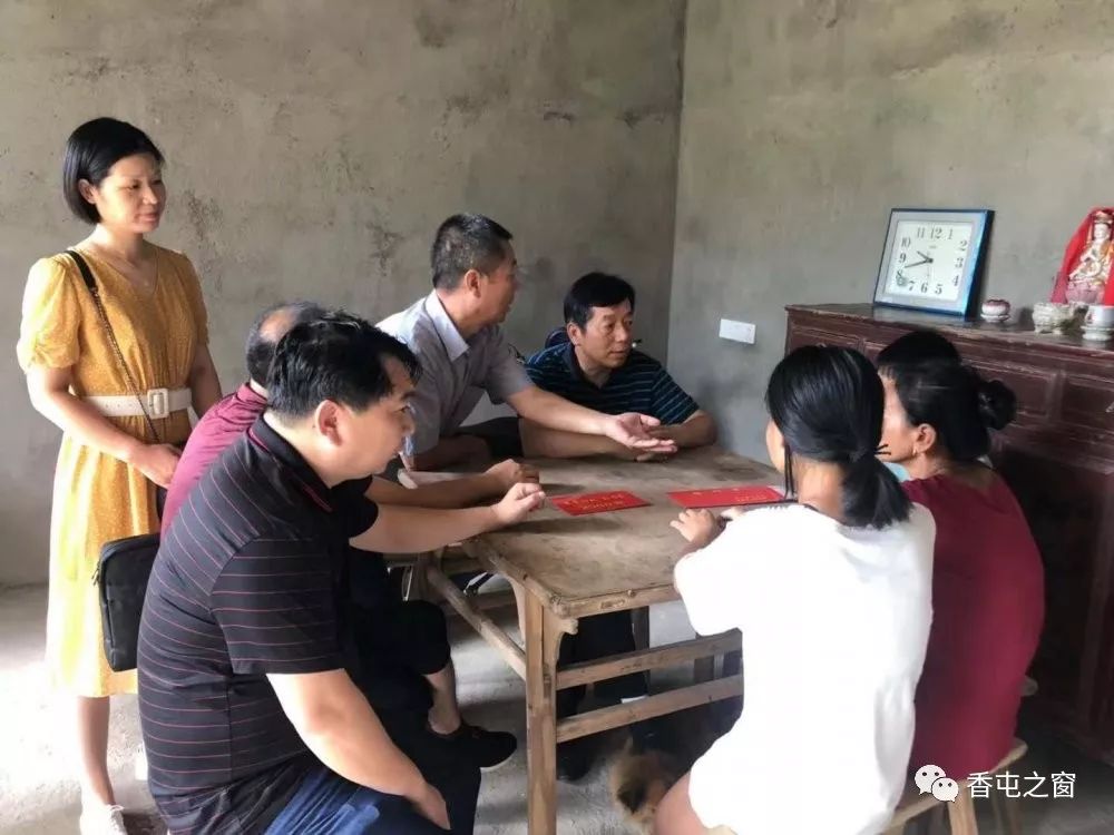 刘好先先后到结对帮扶对象吴昌朋,夏长林,洪有金家中实地走访.