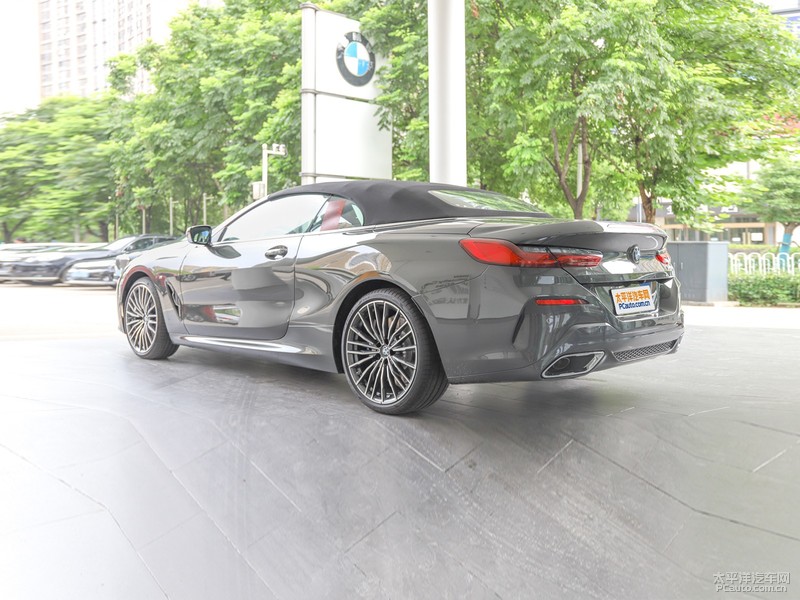 全新宝马840i敞篷版到店 预售120万