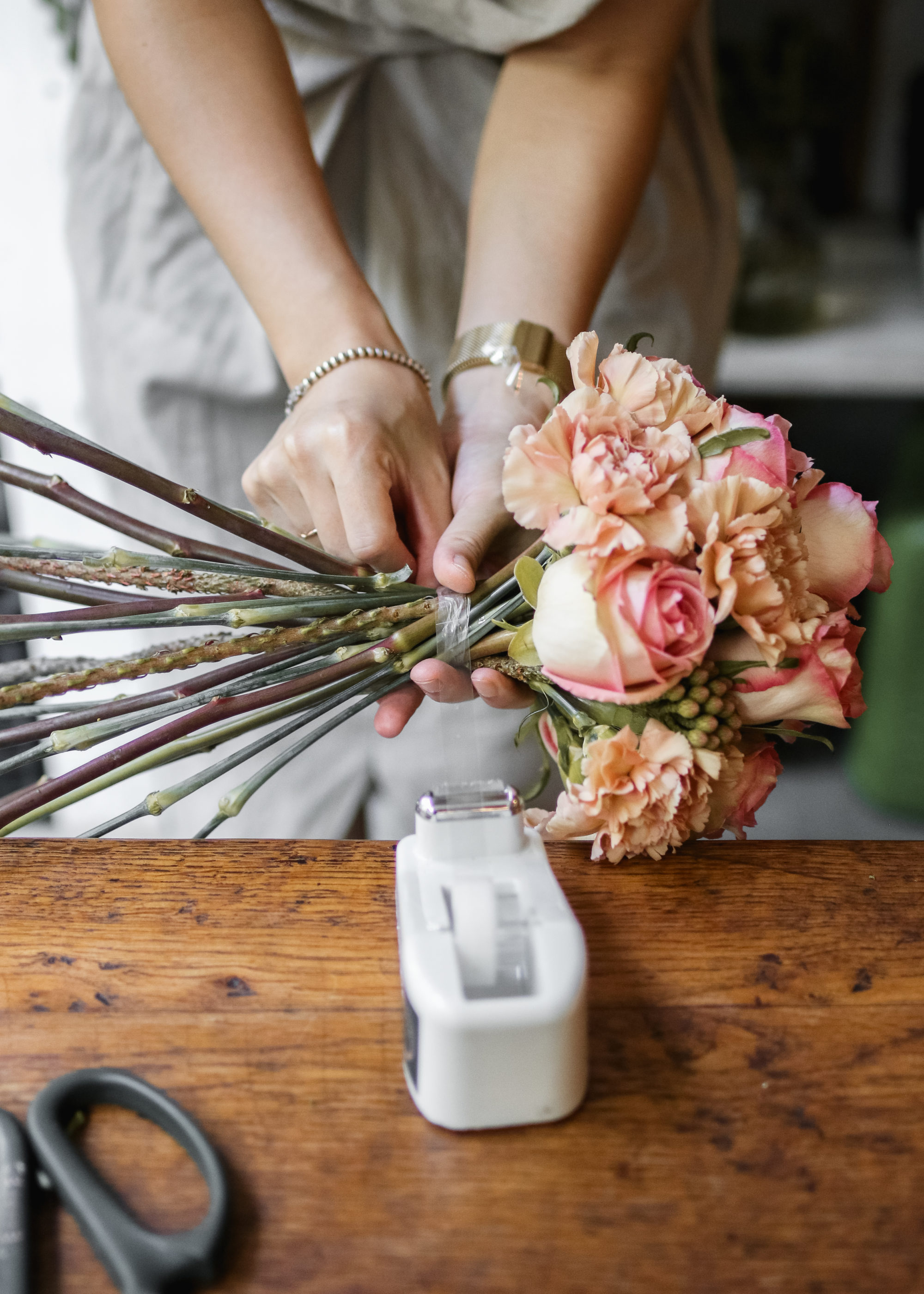 花艺小教室自助婚礼特辑花艺师豆蕊米花的婚礼花饰–捧花篇