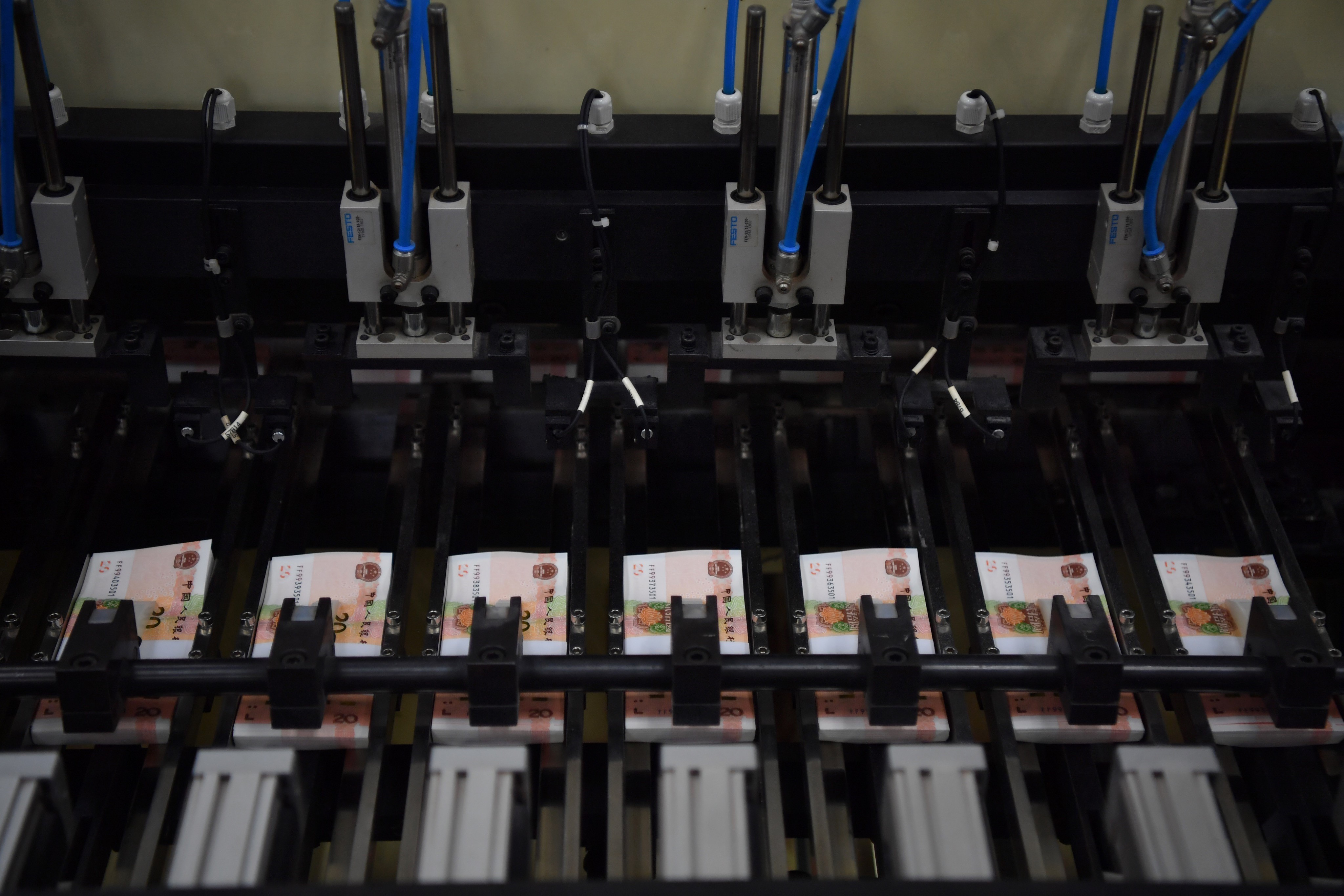 探访印钞厂白纸如何变身钞票印钞工作是怎样的体验