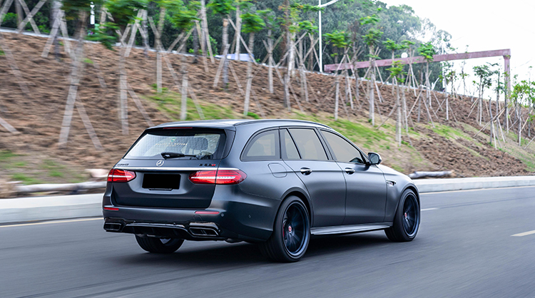 瓦罐迷的终极梦想之车e63swagon赏析