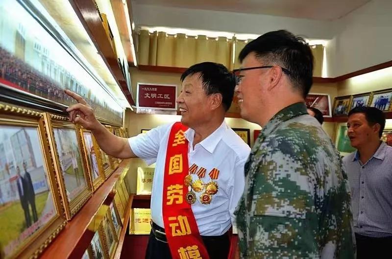 重庆大学赴江苏盐城"美丽中国"暑期社会实践团来到全国劳模姚焕平"新