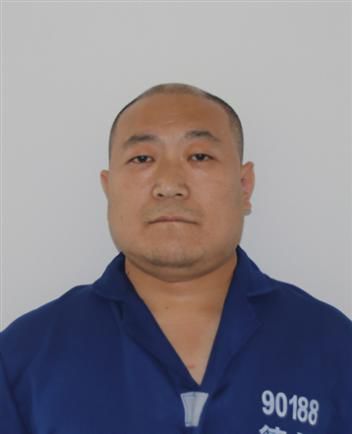 犯罪嫌疑人王伟▲犯罪嫌疑人马泉▲犯罪嫌疑人白学奎▲犯罪嫌疑人