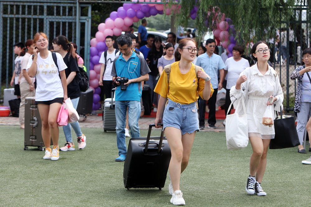 山东女子学院学生图片