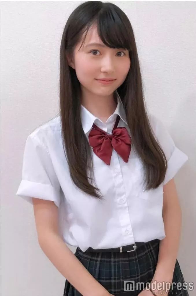 这是日本最可爱女高中生