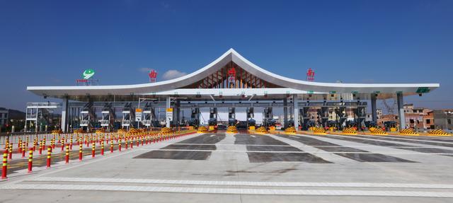 云南曲靖机场图片