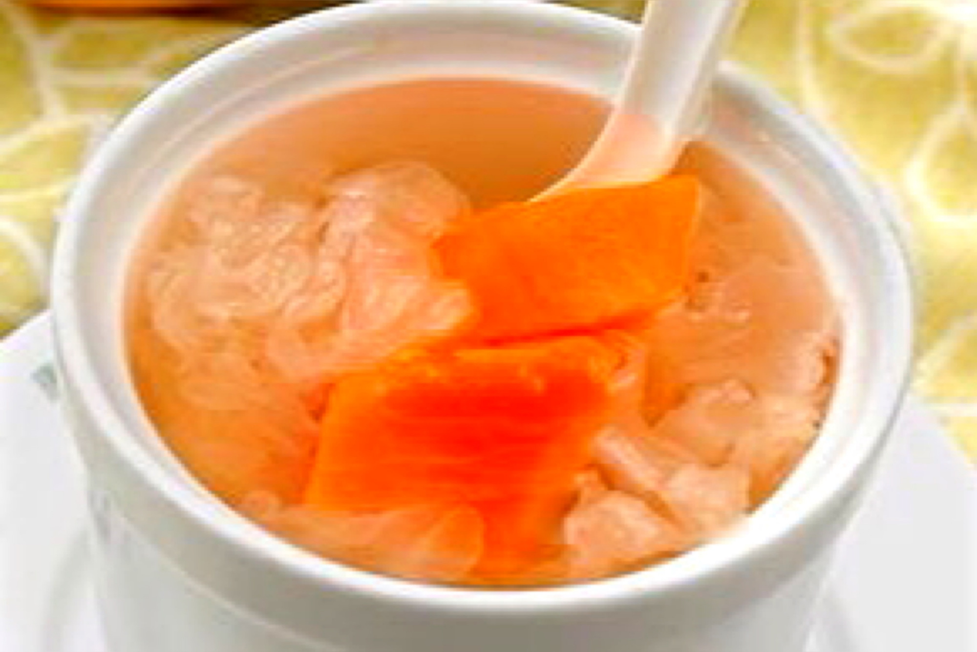 这种瓜味道甜美女人吃了不但能美白肌肤还能丰胸它就是木瓜
