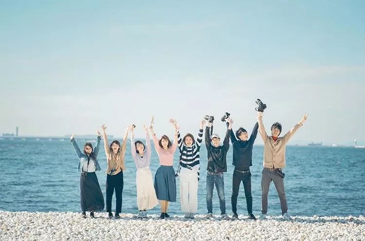 这样拍合照一定超有趣