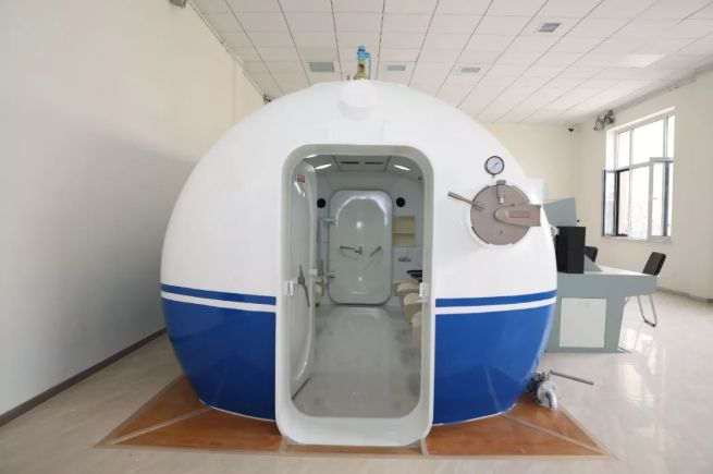 工作压力大来头等舱补补脑