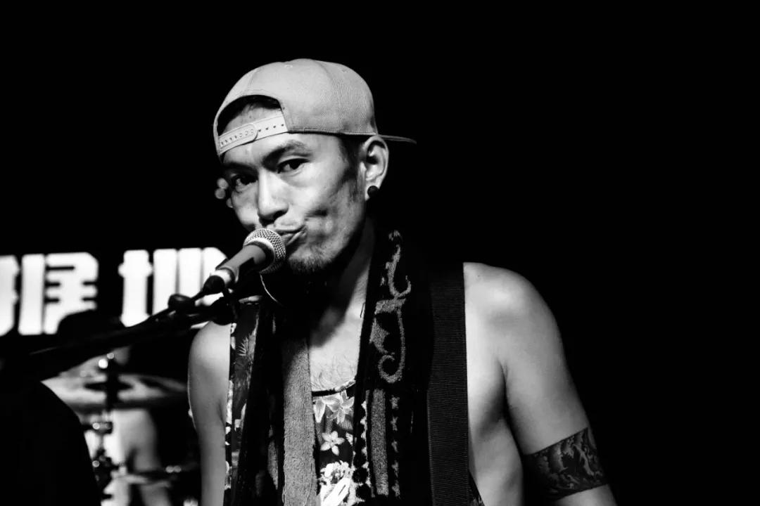 馕乐队梦回唐朝丁武老师一念全国巡演深圳站