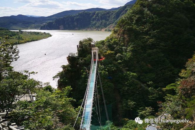 中秋桓仁虎谷峽楓林谷2日遊百米大瀑布網紅玻璃棧道層林浸染秋季出行