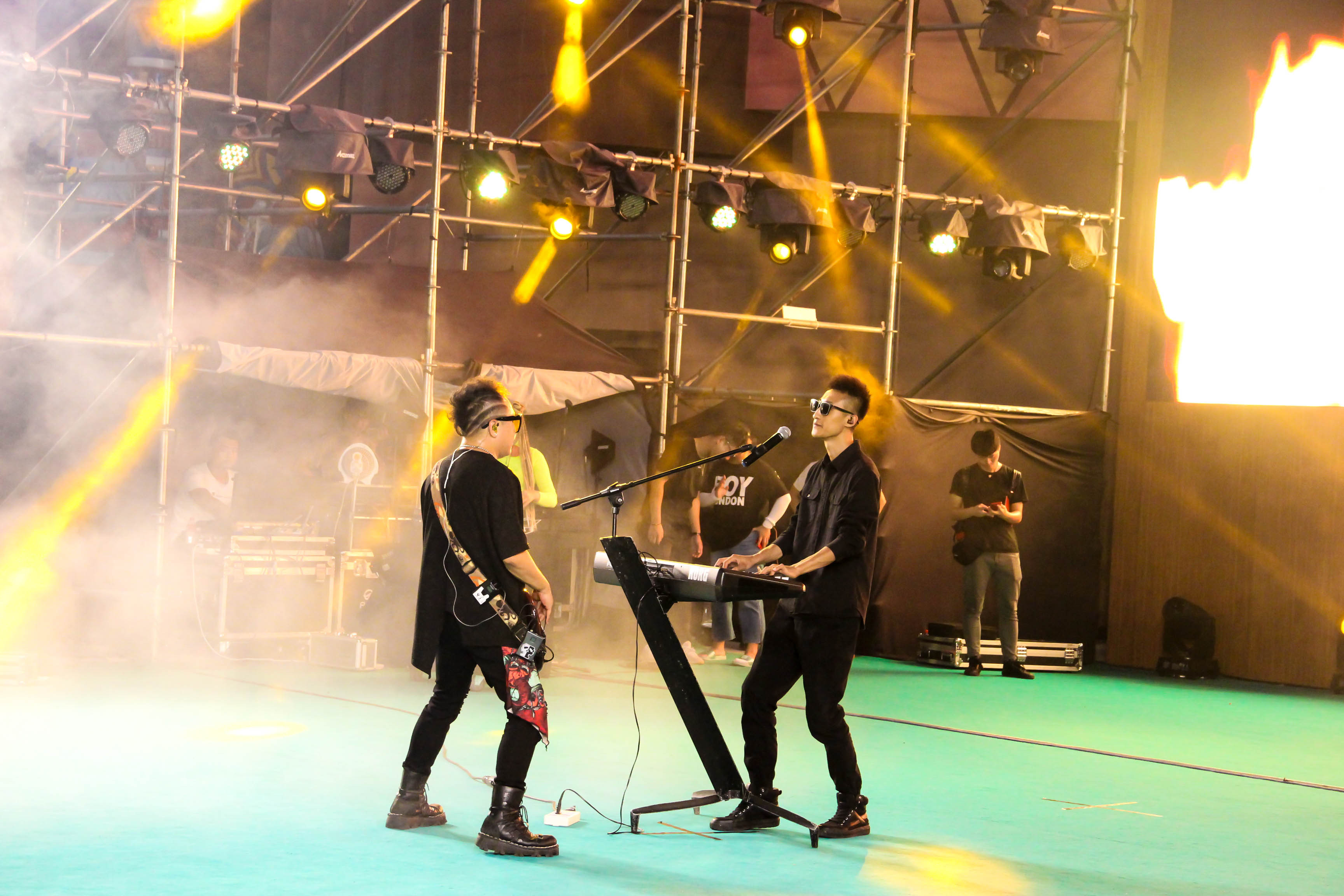 众星荟萃!苏州湾电音节狂欢启幕,万人燃爆夏日激情!_时效