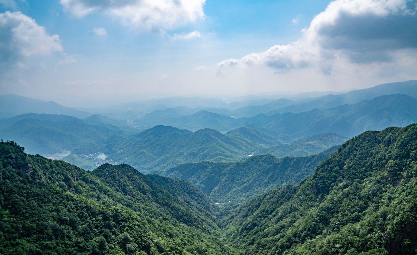 浙北第二高峰風光無限距離杭州僅一小時車程風景更似小黃山