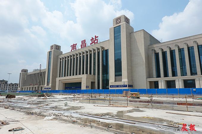 南昌火车站东广场一期主体完工全部工程于明年9月完工