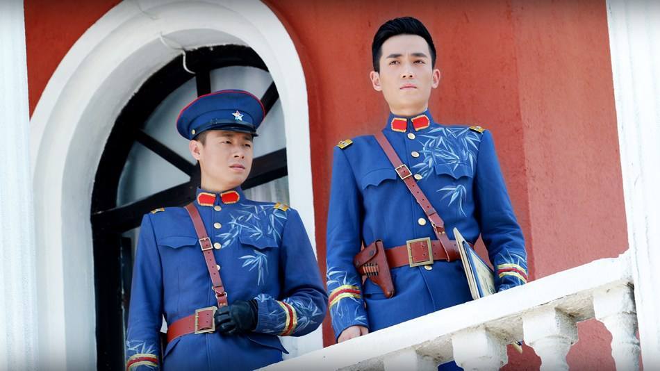4位男星军阀装来袭朱一龙画风不对看到肖战爱上了