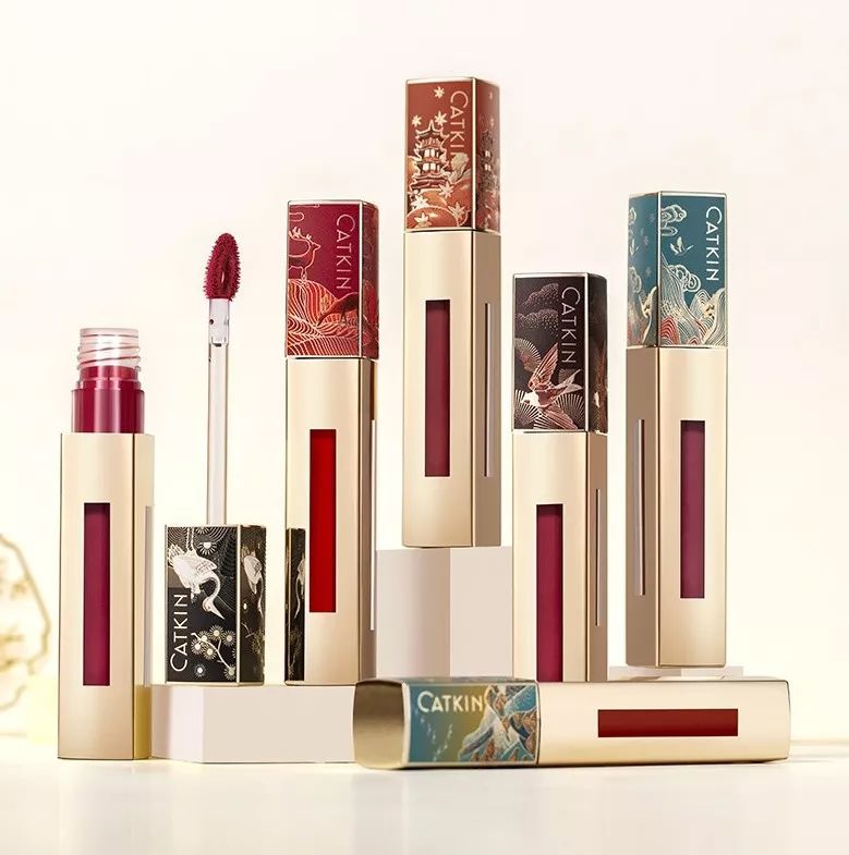 表扬大会那些把中国元素玩出新花样的国货美妆到底多美