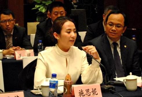 宝龙地产,宝龙商业执行董事施思妮宝龙地产总裁,宝龙少帅许华芳,生于